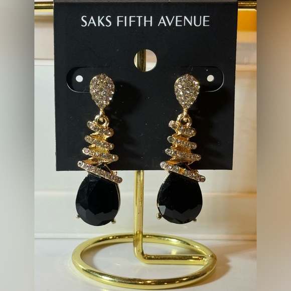 Glamorous Saks Fifth Avenue Black Teardrop Crystal Post Earrings - Picture 8 of 10